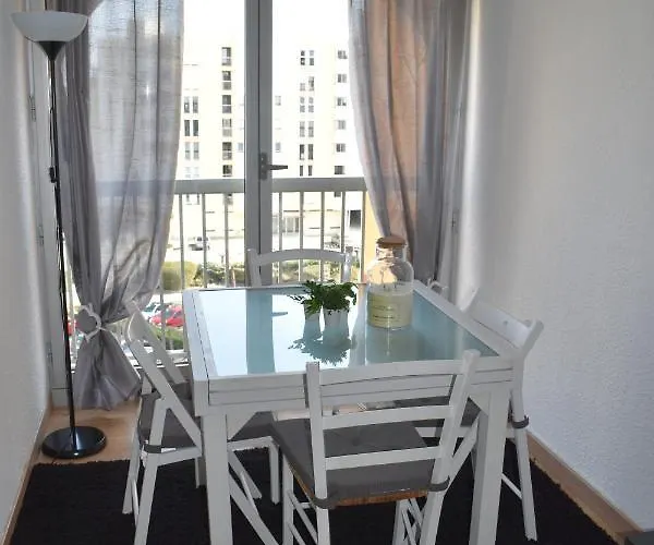 105 - T2 - 5 Pers - Proche